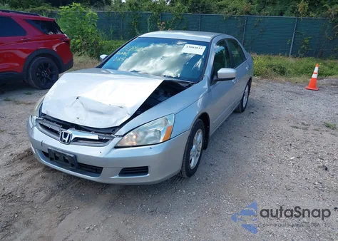 2006 Honda Accord 2.4 Se from USA, damaged, VIN 1HGCM55386A149682